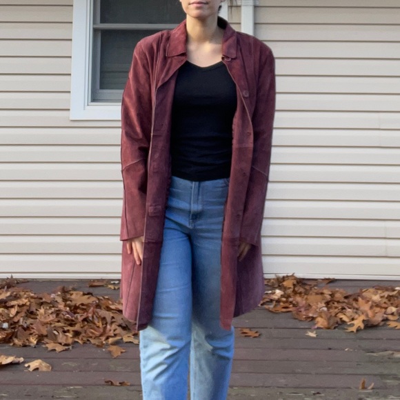 Suede women’s maroon jacket size medium - Picture 2 of 10